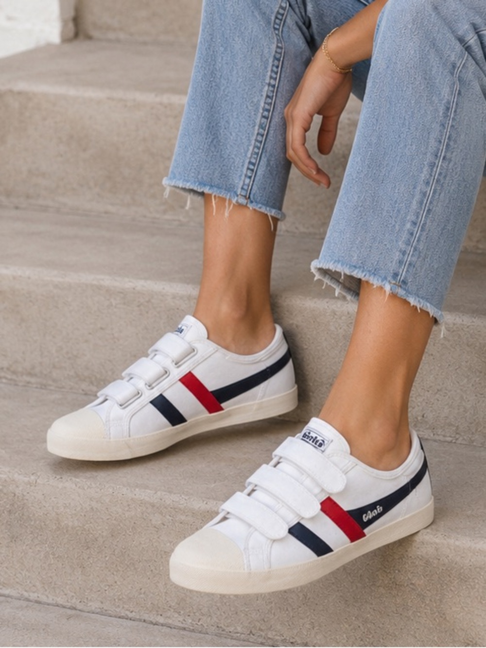 🆕🎉🇺🇸NIB Gola White Canvas Coaster Sneakers-Red & Navy Stripes (in original Box)